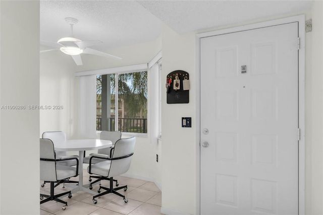 801 SW 138th Avenue 310E, Pembroke Pines, FL 33027