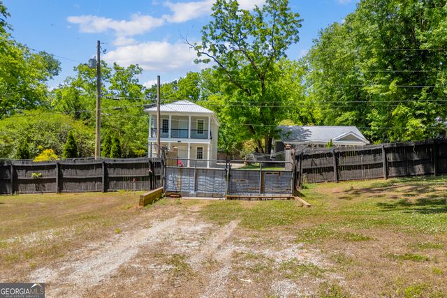 24 N Main Street, Maysville, GA 30558