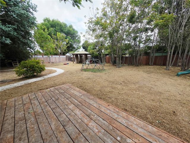 2121 Garfield, Altadena, CA 91001