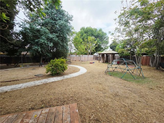 2121 Garfield, Altadena, CA 91001