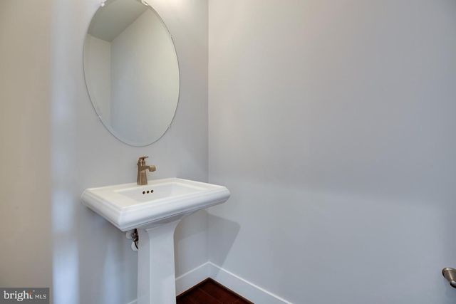 1979 ROLAND CLARKE PL, Reston, VA 20191