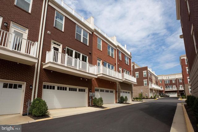 1979 ROLAND CLARKE PL, Reston, VA 20191