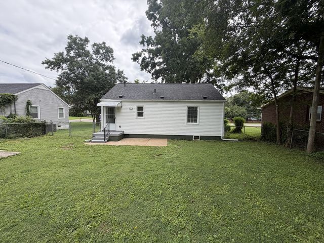 1507 McKennie Ave, Nashville, TN 37206