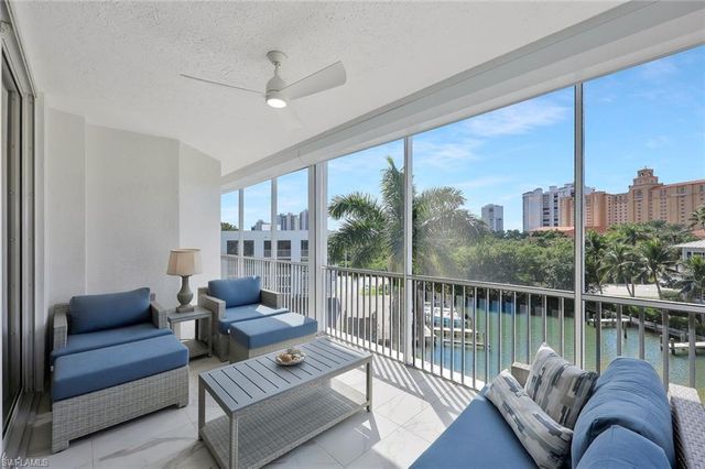 400 Flagship DR 402, Naples, FL 34108