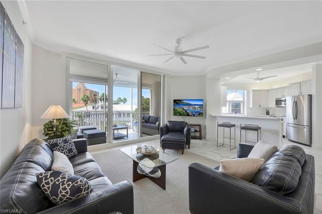 400 Flagship DR 402, Naples, FL 34108