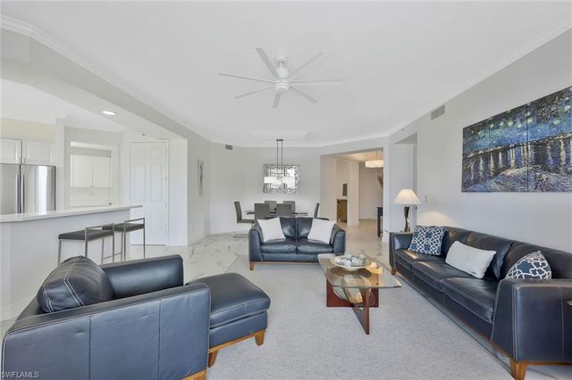 400 Flagship DR 402, Naples, FL 34108