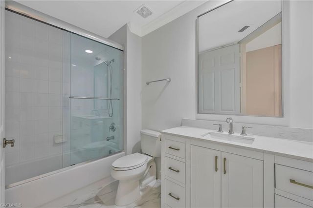 400 Flagship DR 402, Naples, FL 34108