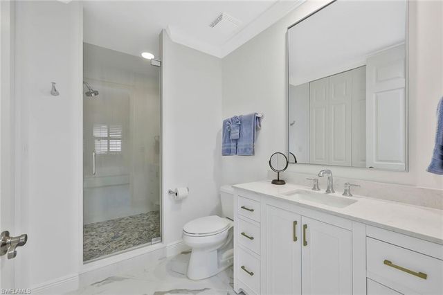 400 Flagship DR 402, Naples, FL 34108