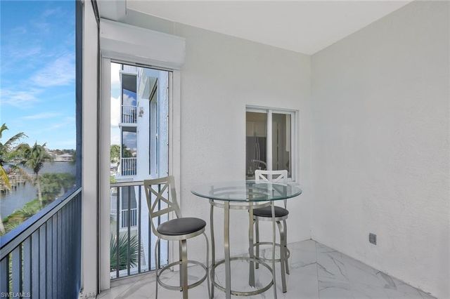 400 Flagship DR 402, Naples, FL 34108