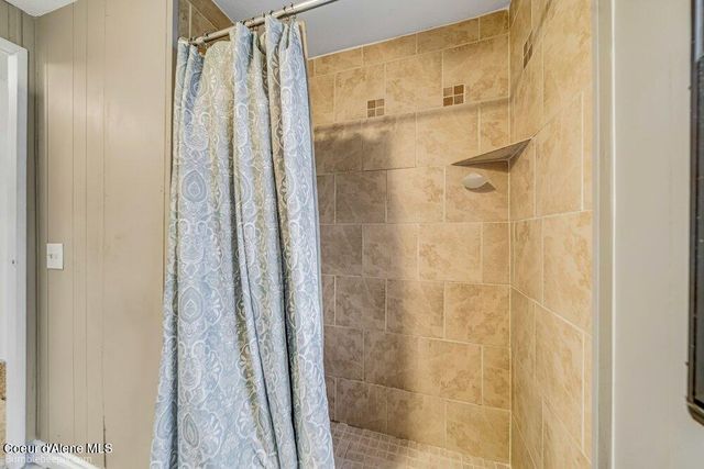 3075 E Collingwood Ave, Post Falls, ID 83854