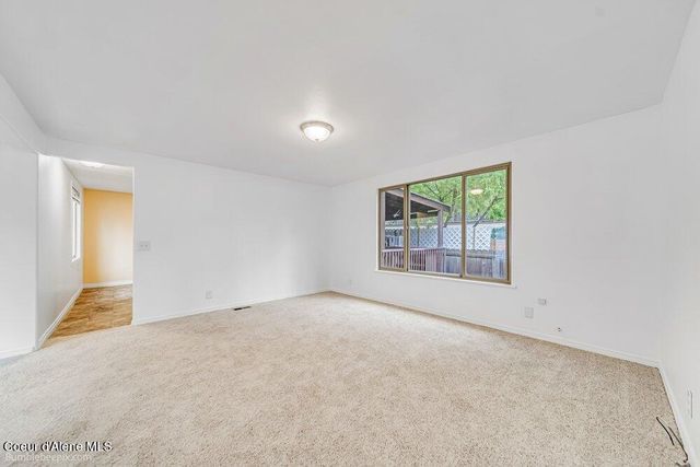 3075 E Collingwood Ave, Post Falls, ID 83854