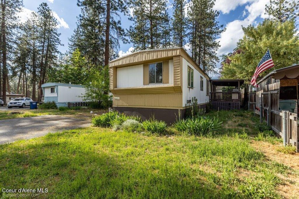 3075 E Collingwood Ave, Post Falls, ID 83854