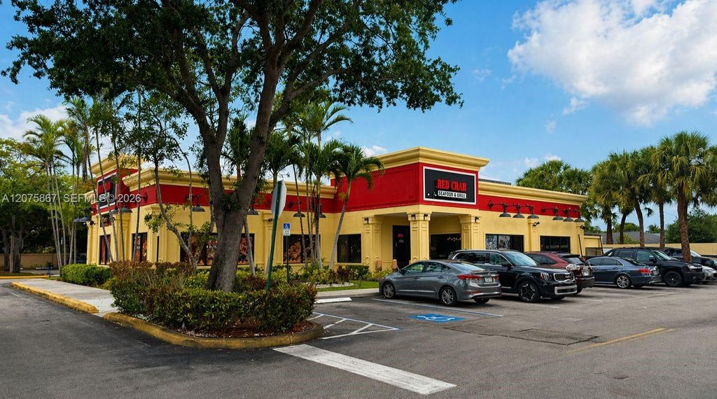 3887 W Hillsboro Boulevard, Deerfield Beach, FL 33442