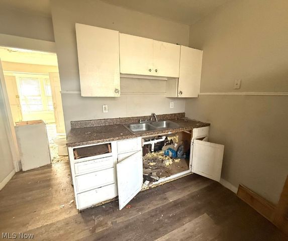 1276 E 133rd Street, East Cleveland, OH 44112