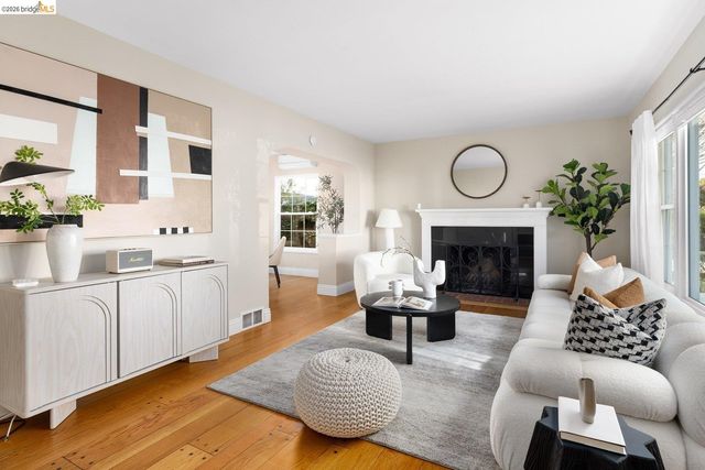 409 Pershing Dr, San Leandro, CA 94577