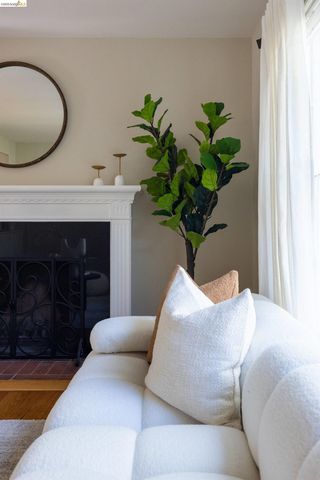 409 Pershing Dr, San Leandro, CA 94577