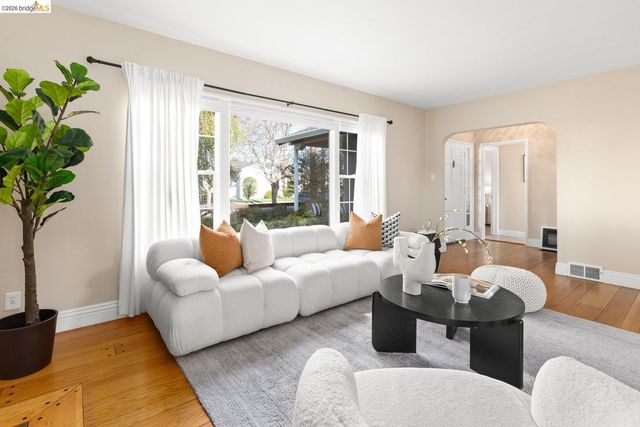 409 Pershing Dr, San Leandro, CA 94577