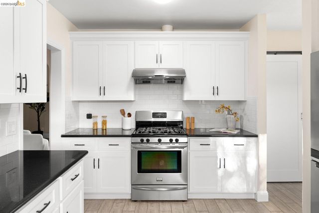 409 Pershing Dr, San Leandro, CA 94577