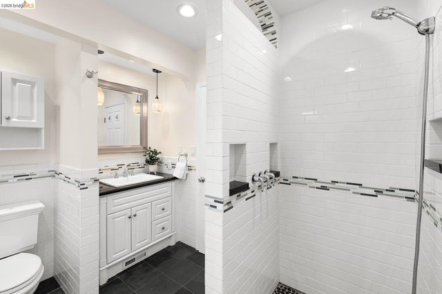 409 Pershing Dr, San Leandro, CA 94577