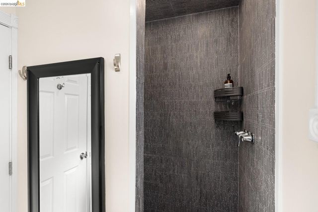 409 Pershing Dr, San Leandro, CA 94577