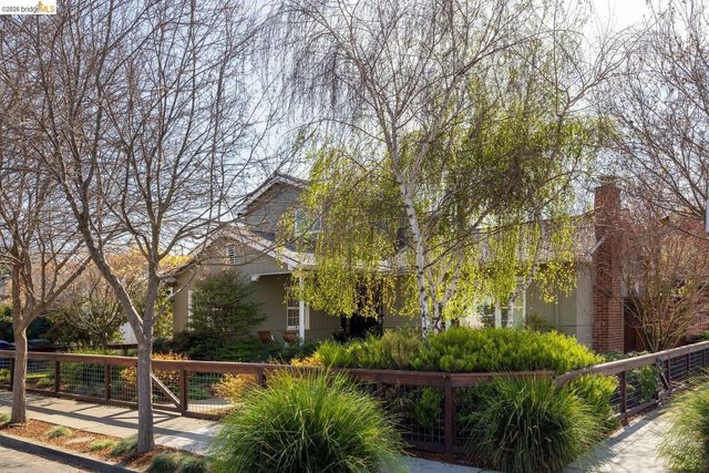 409 Pershing Dr, San Leandro, CA 94577