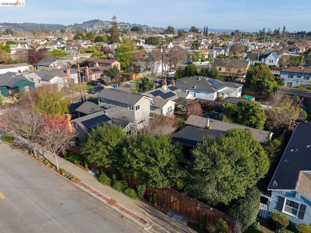 409 Pershing Dr, San Leandro, CA 94577