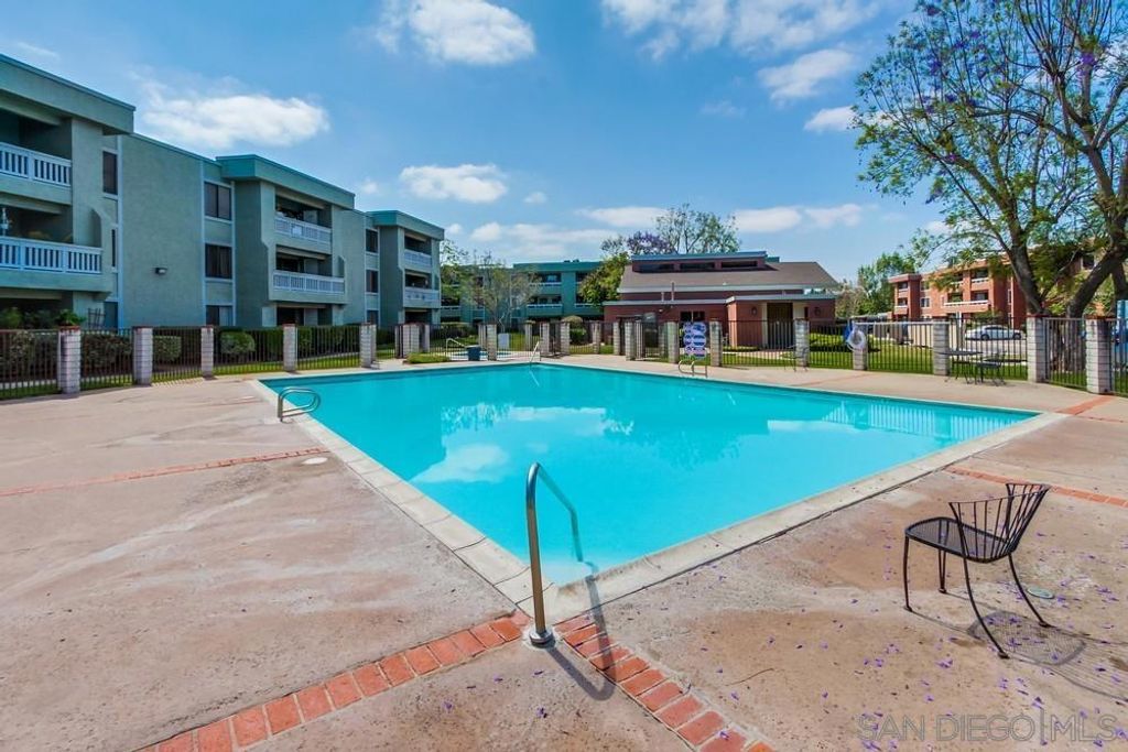 Image 12 of property listing at 1030 E Washington Ave 120, Escondido, CA 92025