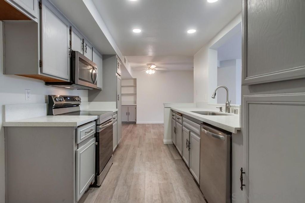 Image 5 of property listing at 1030 E Washington Ave 120, Escondido, CA 92025