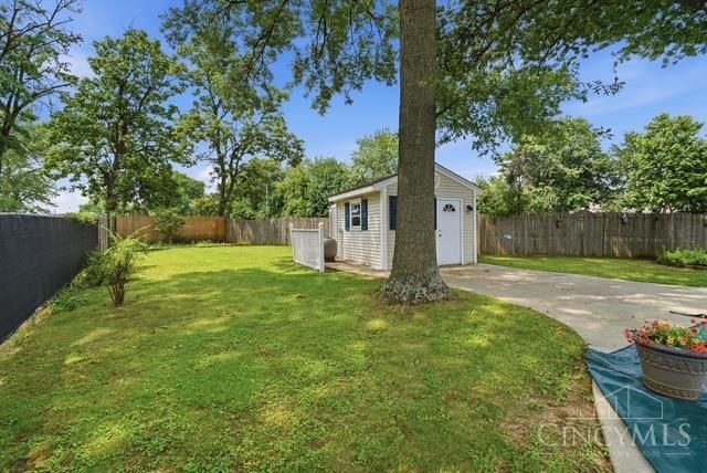 8575 Kentland Court, Amberley, OH 45236