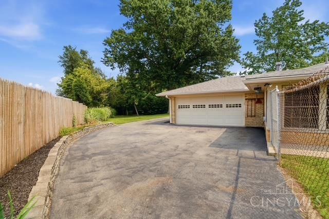 8575 Kentland Court, Amberley, OH 45236