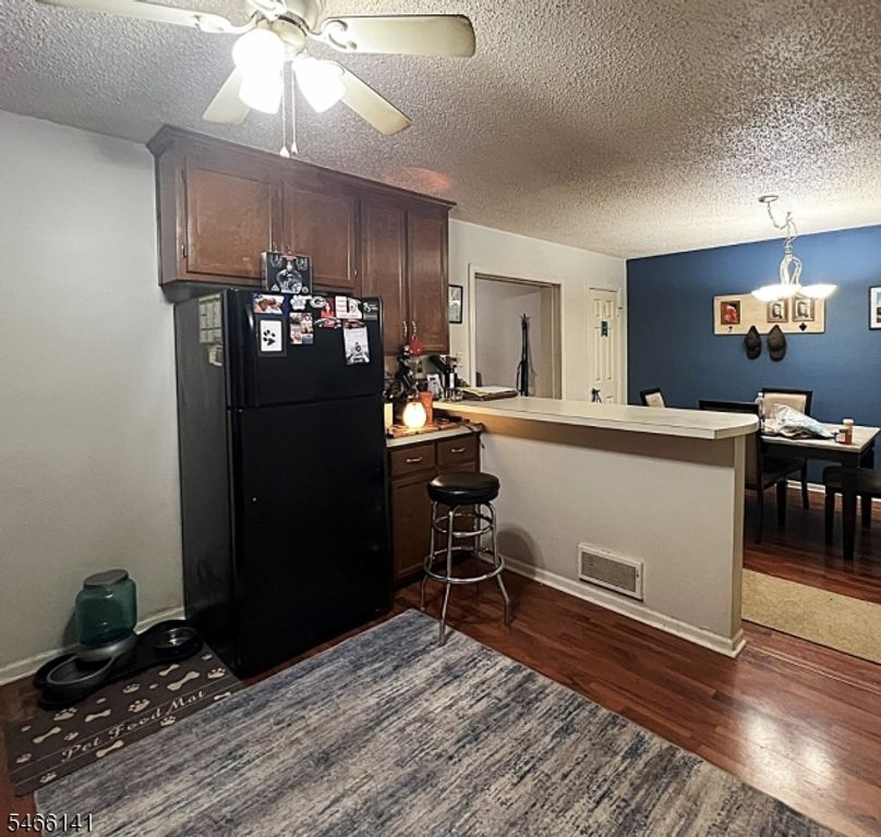 12 Burlington Ct 12, Hamburg Boro, NJ 07419 — photo 5