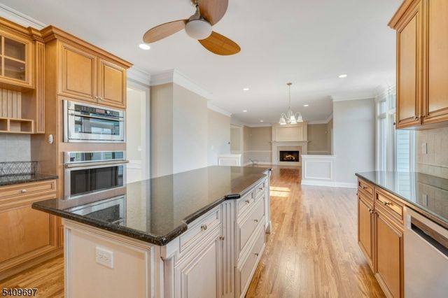 11 Dogwood Dr, Readington Twp., NJ 08889