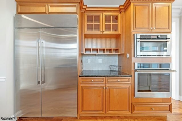 11 Dogwood Dr, Readington Twp., NJ 08889