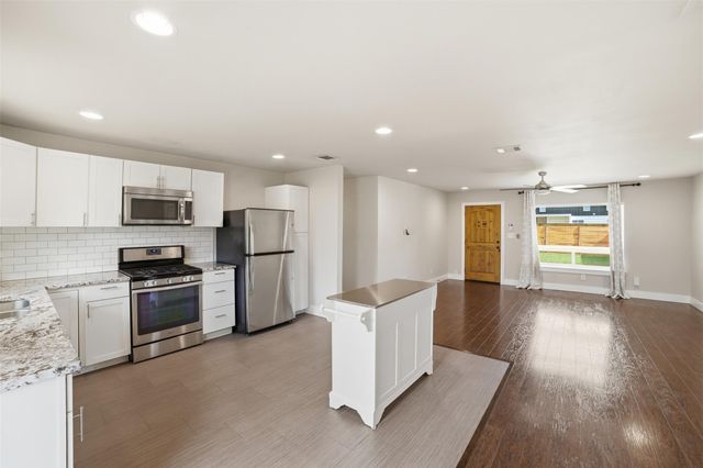 5510 Manor RD A, Austin, TX 78723