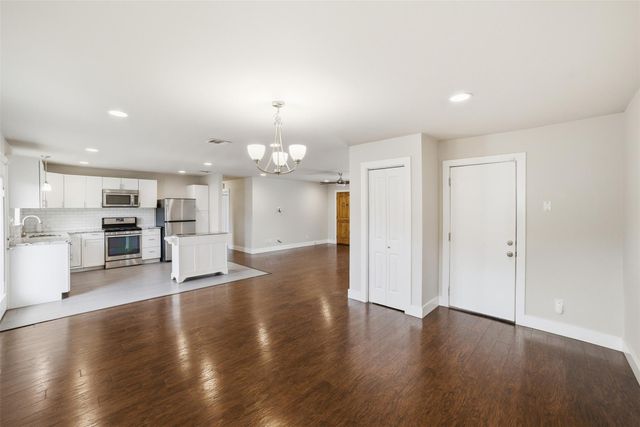 5510 Manor RD A, Austin, TX 78723