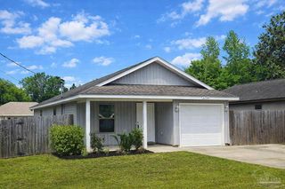 3704 Diamond St, Pace, FL 32571