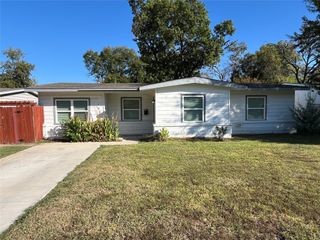 2227 Winthrop Drive, Dallas, TX 75228