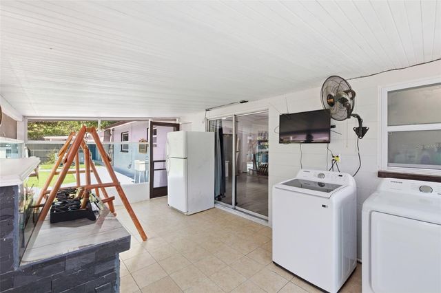 39022 BLUE JAY AVENUE, Zephyrhills, FL 33542