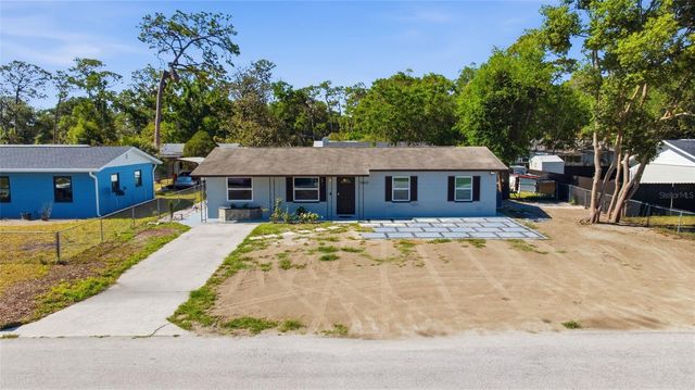 39022 BLUE JAY AVENUE, Zephyrhills, FL 33542