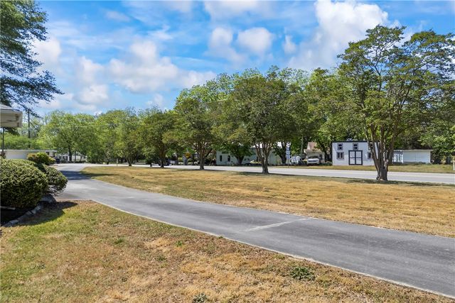 518 E Fairplay Boulevard, Fair Play, SC 29643