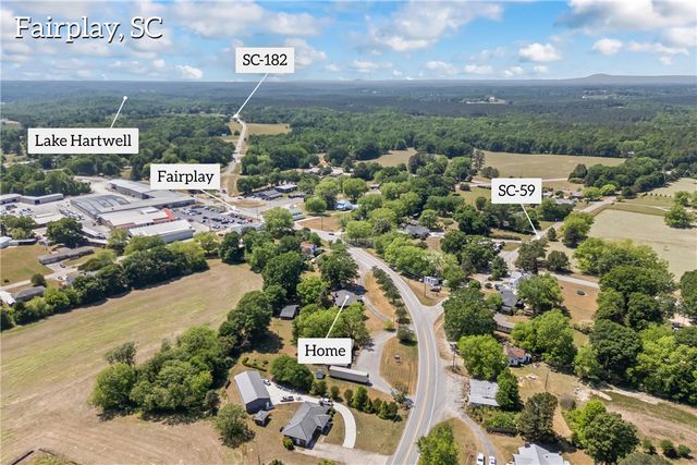 518 E Fairplay Boulevard, Fair Play, SC 29643
