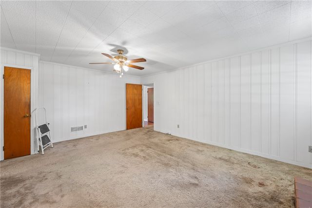 518 E Fairplay Boulevard, Fair Play, SC 29643