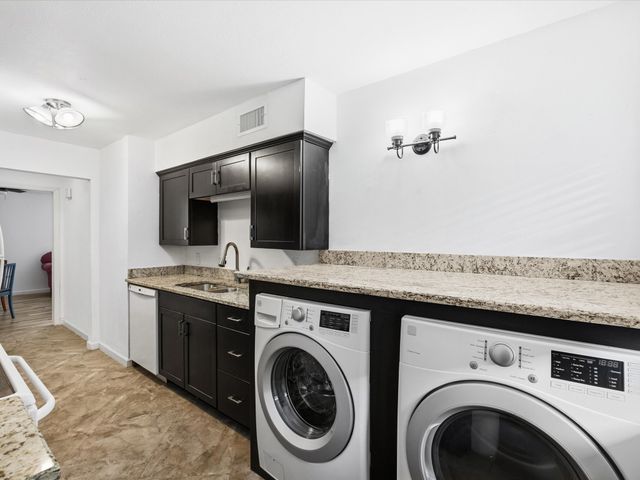 11102 Valleydale Drive A, Dallas, TX 75230
