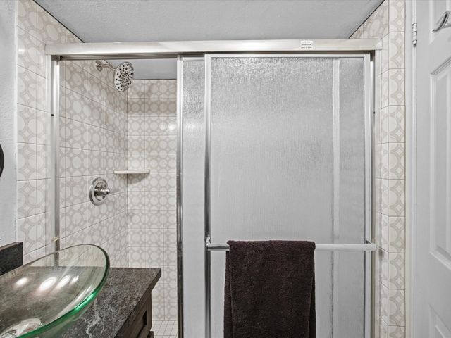 11102 Valleydale Drive A, Dallas, TX 75230