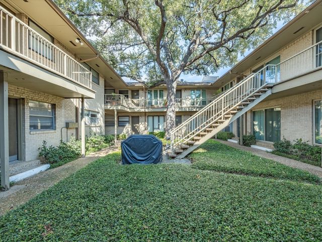 11102 Valleydale Drive A, Dallas, TX 75230