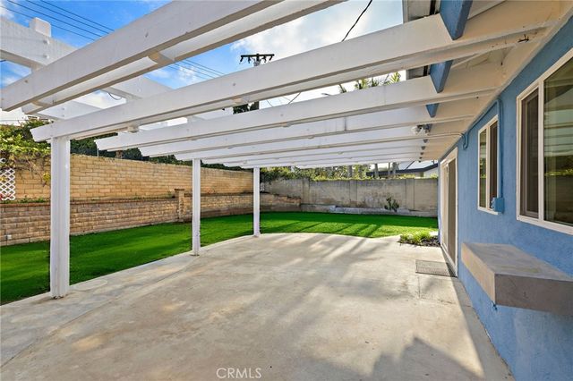 20152 Redlands Drive, Newport Beach, CA 92660