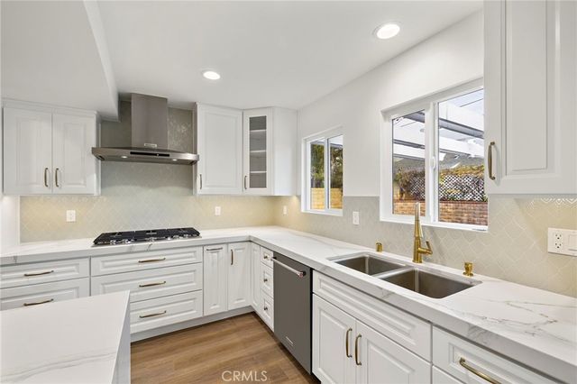 20152 Redlands Drive, Newport Beach, CA 92660