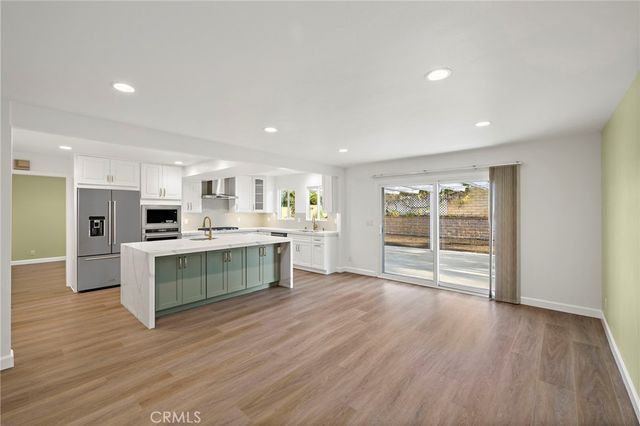 20152 Redlands Drive, Newport Beach, CA 92660