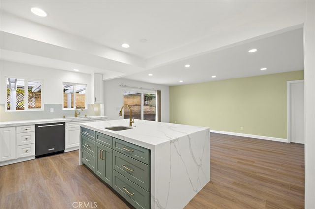 20152 Redlands Drive, Newport Beach, CA 92660