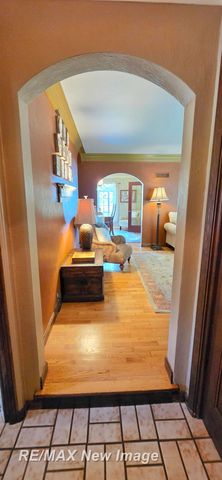 2240 Delaware Boulevard, Saginaw, MI 48602
